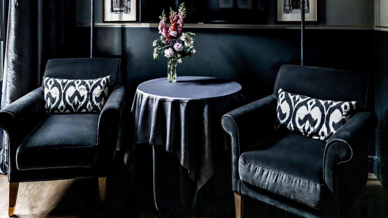 Monsieur George Hotel & Spa - Champs-Elysees Παρίσι Εξωτερικό φωτογραφία The interior of the lounge
