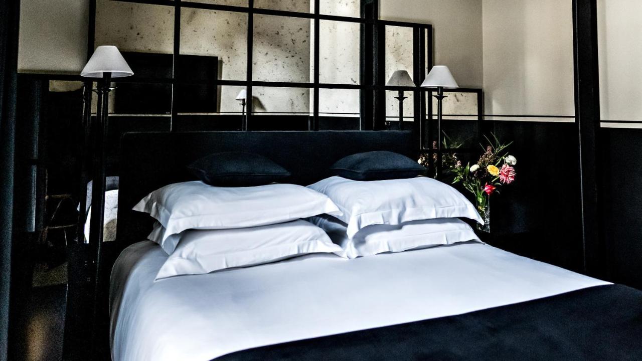 Monsieur George Hotel & Spa - Champs-Elysees Παρίσι Εξωτερικό φωτογραφία A room at the Hotel de Matignon