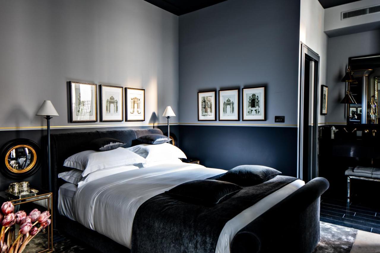 Monsieur George Hotel & Spa - Champs-Elysees Παρίσι Εξωτερικό φωτογραφία A bedroom at the Hotel